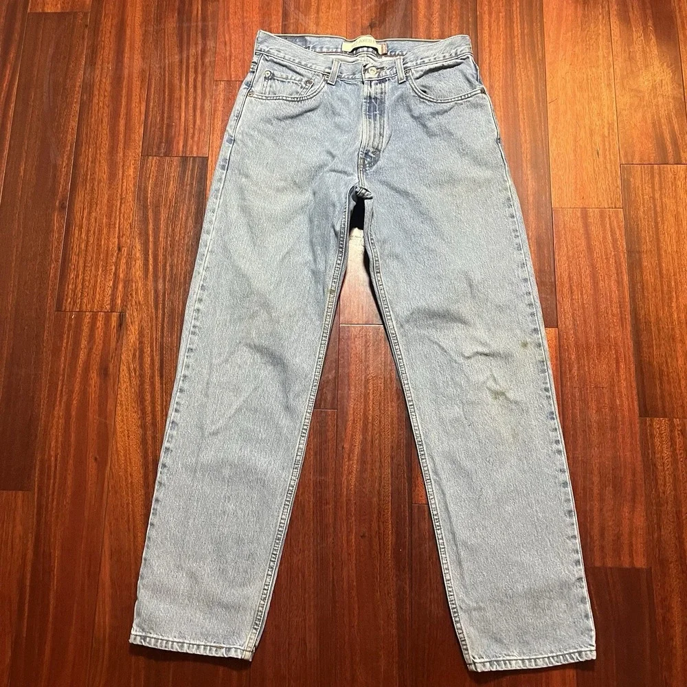 Vintage Levis Jeans Mens 33x32 550 Blue Relaxed Fit Denim Light Wash Y2K READ*